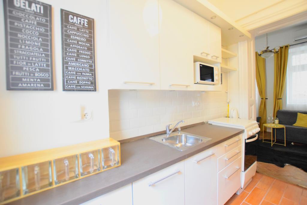 Standard Apartment By Hi5 - Chainbridge Βουδαπέστη Εξωτερικό φωτογραφία