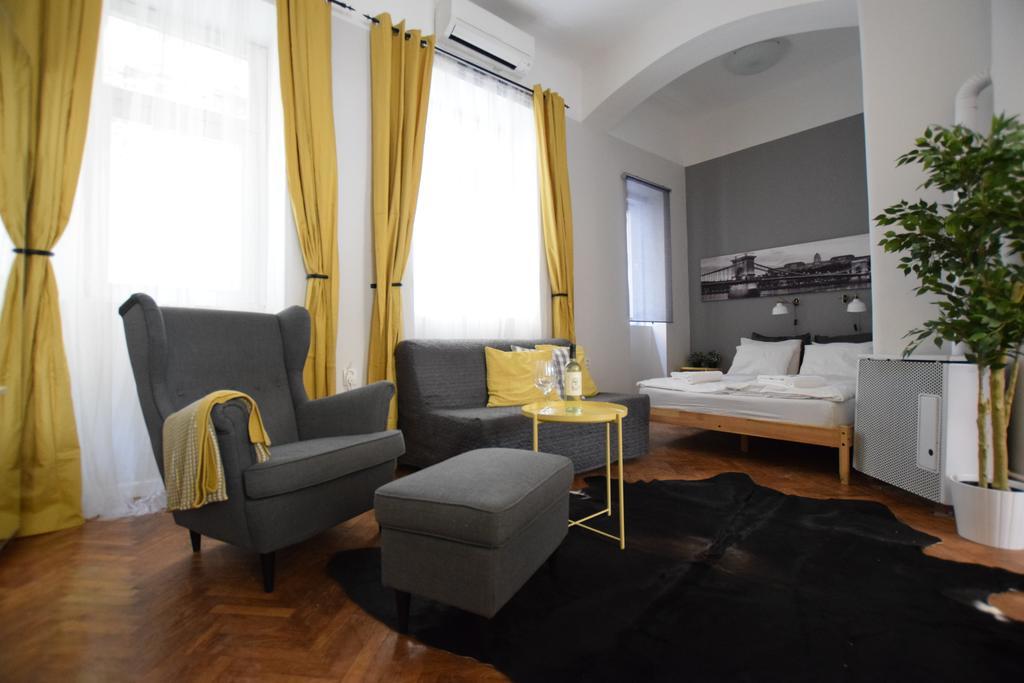 Standard Apartment By Hi5 - Chainbridge Βουδαπέστη Εξωτερικό φωτογραφία
