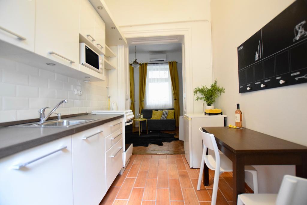 Standard Apartment By Hi5 - Chainbridge Βουδαπέστη Εξωτερικό φωτογραφία