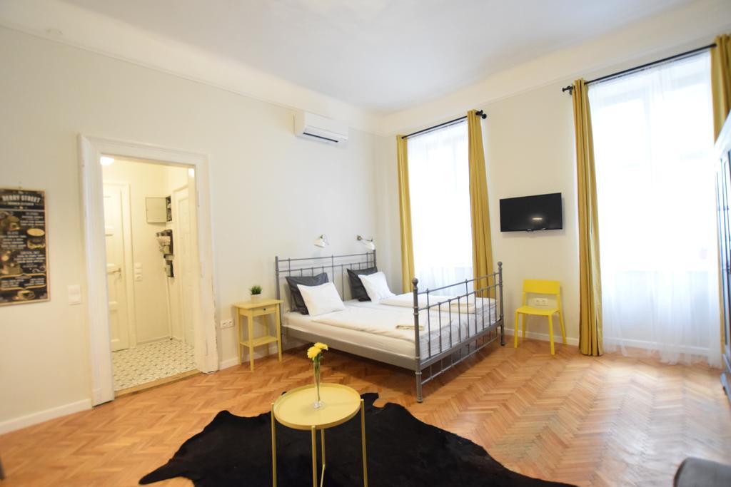 Standard Apartment By Hi5 - Chainbridge Βουδαπέστη Εξωτερικό φωτογραφία
